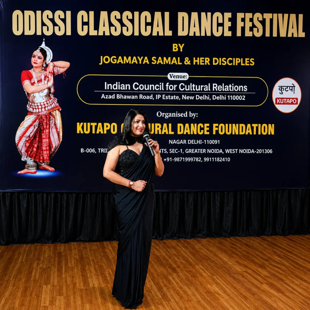Anchor in odissi classical dance festival