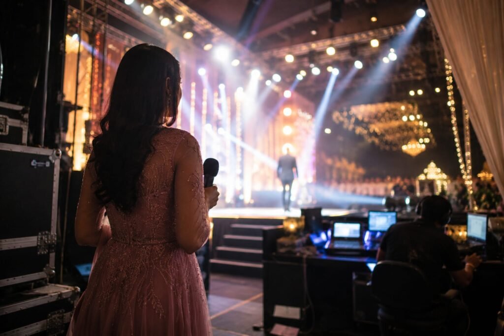 Behind the Scenes: What Makes a Great Stage Performance